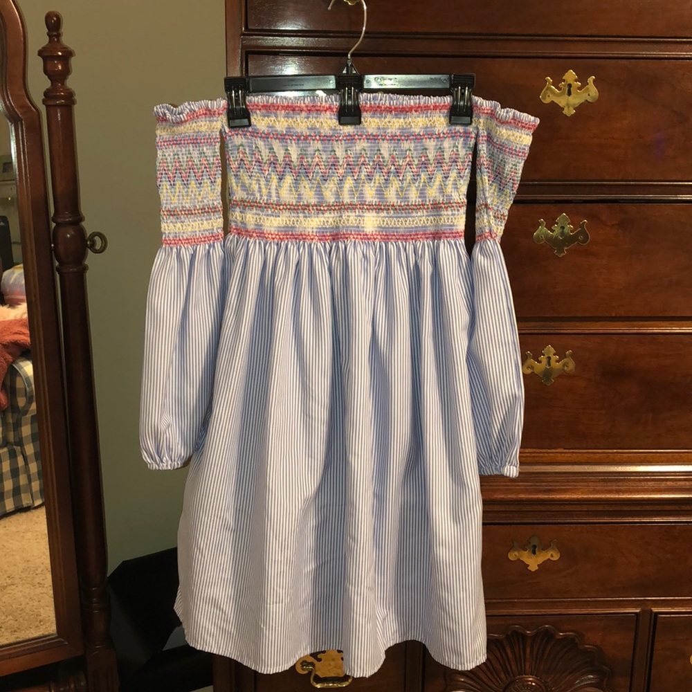 Sleeveless multi color dress